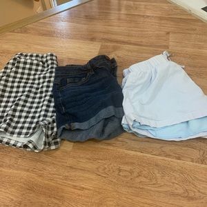 Bundle of 3 shorts , jeans one size 00 and the other 2 size S